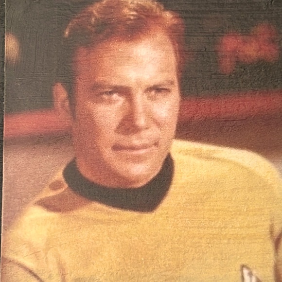 Captain Kirk Ornament - Picture 2 of 4